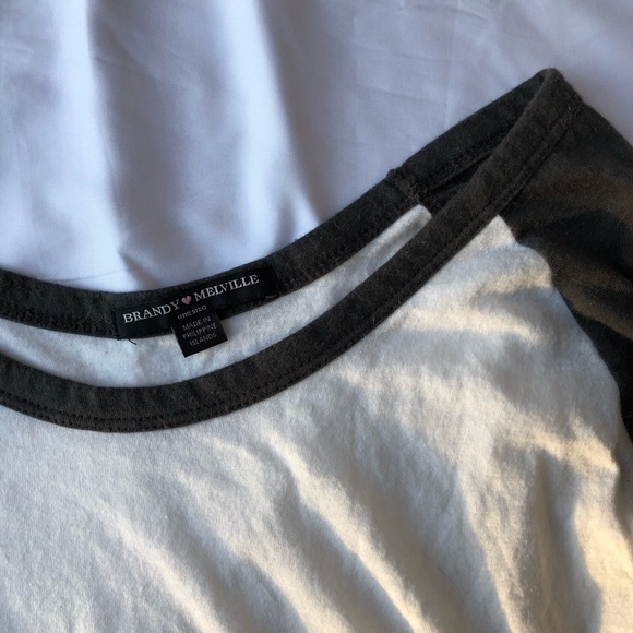 Brandy Melville Baseball Tee - Picture 3 of 4